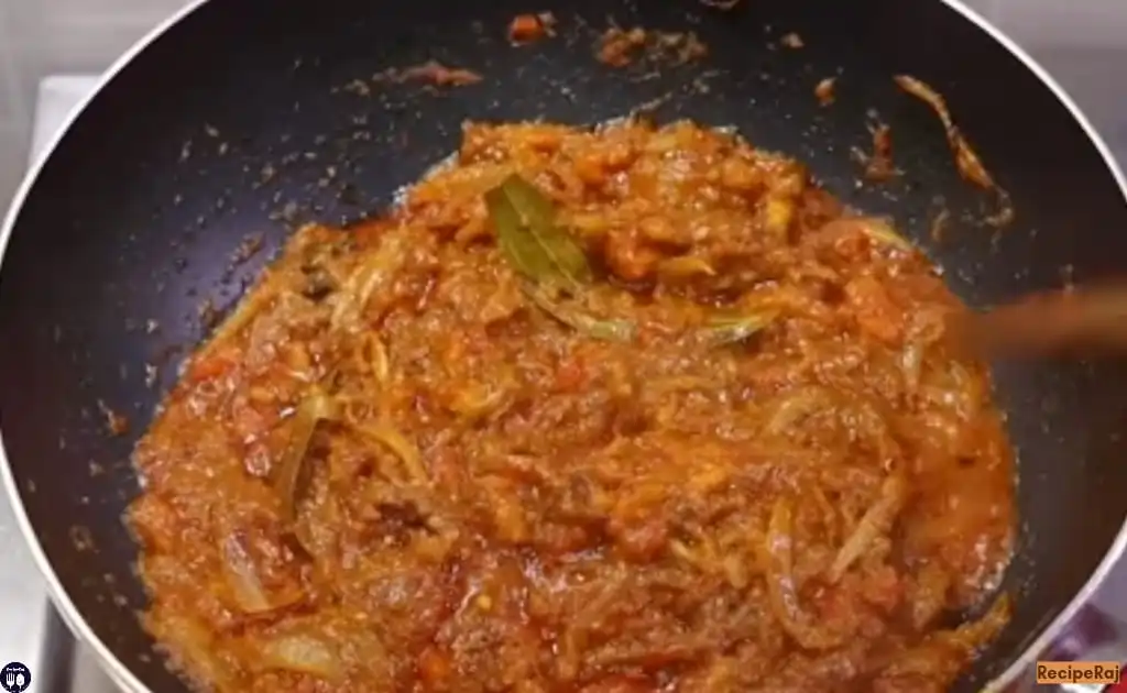 Gobhi Aaloo Curry (Masala)