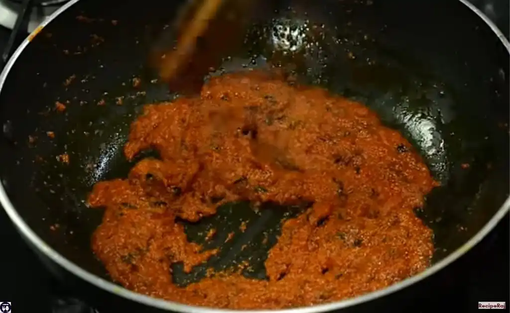Matar Paneer (Masala)