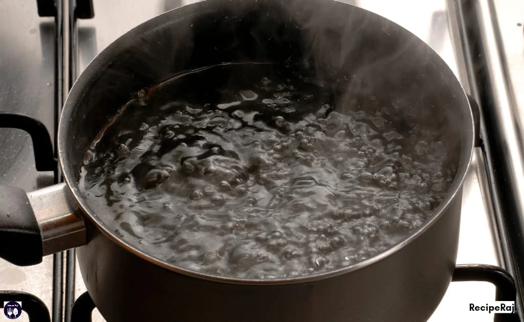 Nagori Halwa