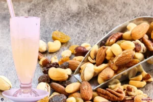 Date, Almond Milk