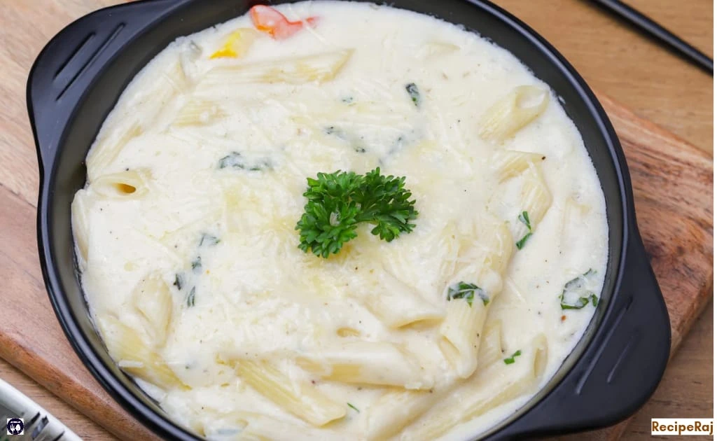 White Sauce Pasta