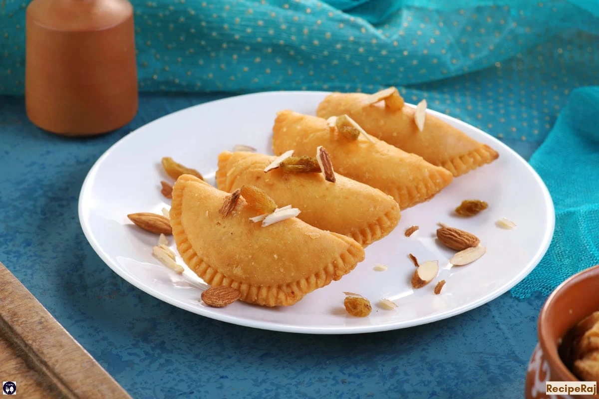 Gujiya